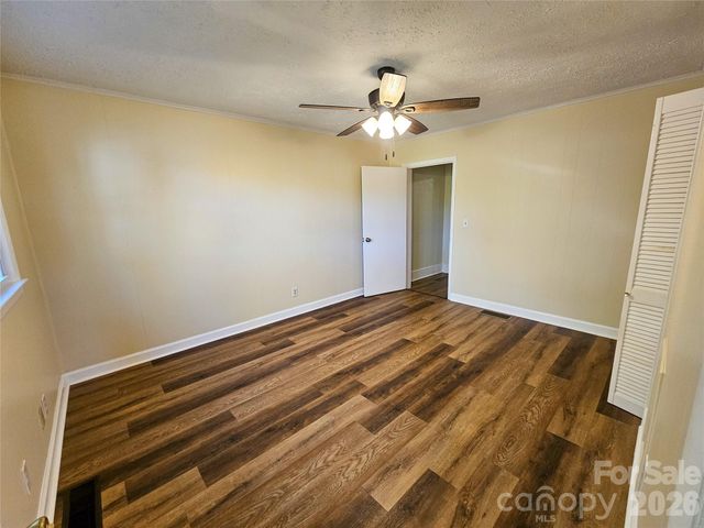 5185 Old Haywood Road, Mills River, NC 28759