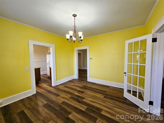 5185 Old Haywood Road, Mills River, NC 28759