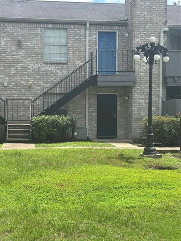 9700 Leawood Boulevard 1103, Houston, TX 77099