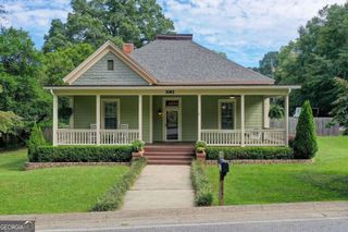 3183 Conyers Street SE, Covington, GA 30014