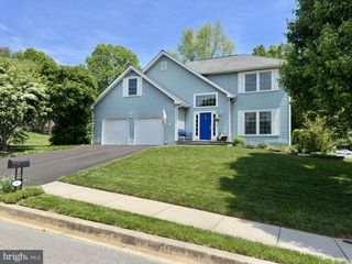 2 ROY COURT, Newark, DE 19711