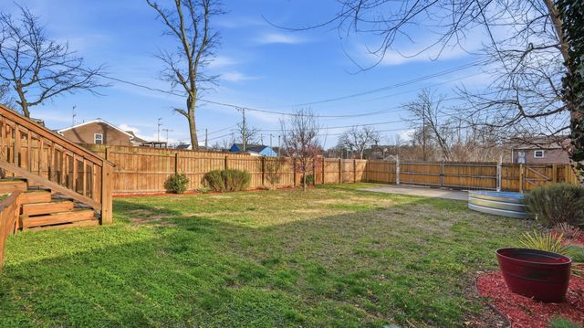 1905B Formosa St, Nashville, TN 37208