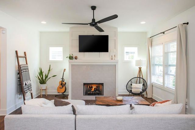 1905B Formosa St, Nashville, TN 37208