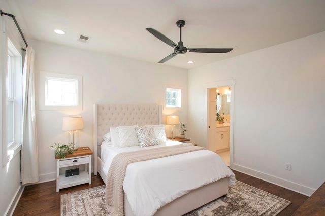 1905B Formosa St, Nashville, TN 37208