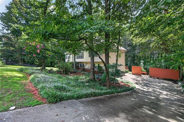 273 Bridge Station Drive, Douglasville, GA 30134