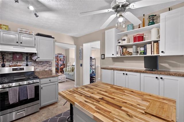 273 Bridge Station Drive, Douglasville, GA 30134