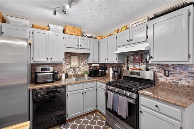 273 Bridge Station Drive, Douglasville, GA 30134