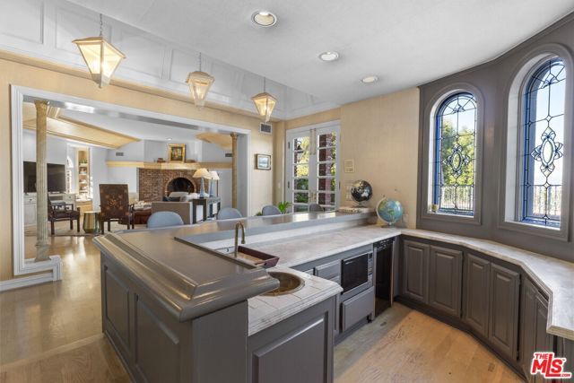 4548 Ellenboro Way, Woodland Hills (los Angeles), CA 91364