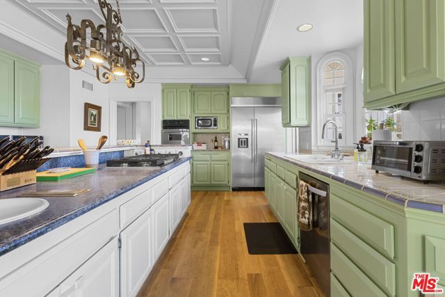 4548 Ellenboro Way, Woodland Hills (los Angeles), CA 91364