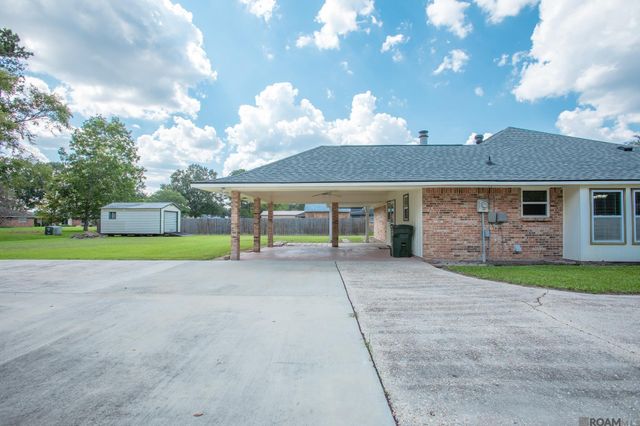 40119 Todd Dr, Prairieville, LA 70769