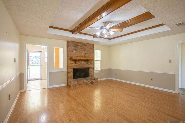 40119 Todd Dr, Prairieville, LA 70769