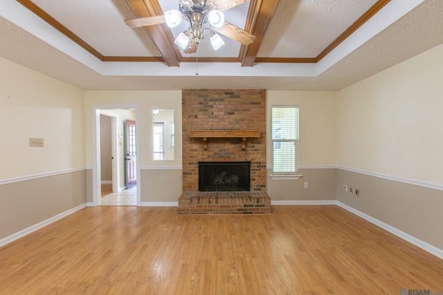 40119 Todd Dr, Prairieville, LA 70769