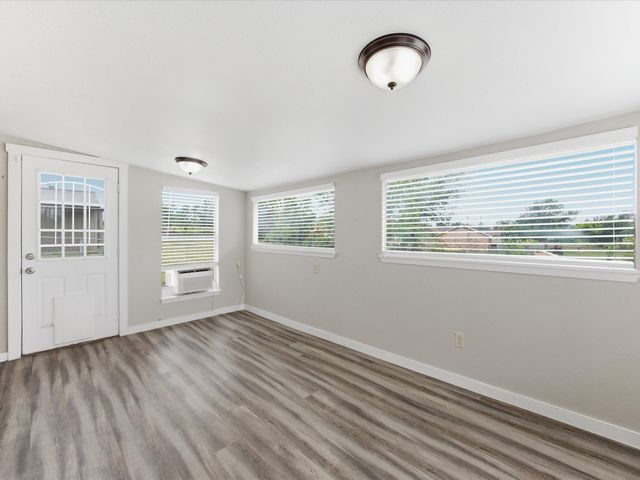 704 Land Of Goshen Drive, Springtown, TX 76082