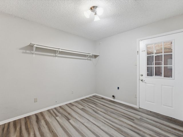 704 Land Of Goshen Drive, Springtown, TX 76082