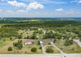 704 Land Of Goshen Drive, Springtown, TX 76082