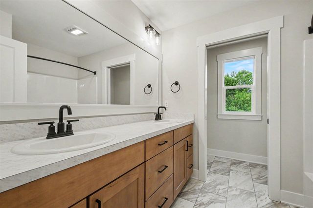 8670 Bosque Drive, Caledonia, MI 49316