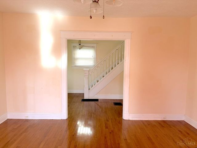 6404 Kennedy Avenue, Cincinnati, OH 45213