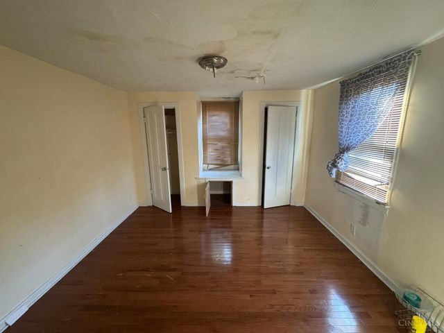 6404 Kennedy Avenue, Cincinnati, OH 45213