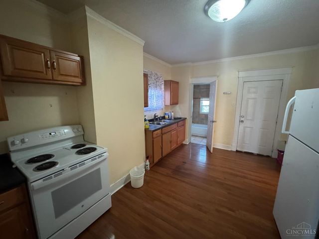 6404 Kennedy Avenue, Cincinnati, OH 45213