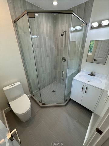 1206 E Harvard Street A, Glendale, CA 91205