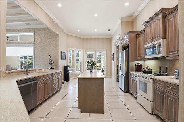 402 MACEWEN DRIVE, Osprey, FL 34229