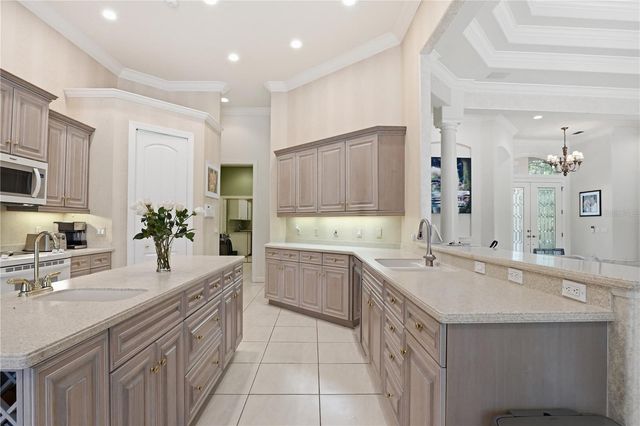 402 MACEWEN DRIVE, Osprey, FL 34229