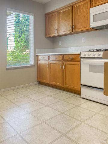 154 Outrigger Dr, Vallejo, CA 94591