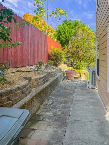 154 Outrigger Dr, Vallejo, CA 94591