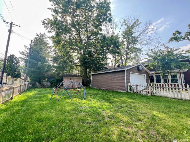 1321 E Jackson Boulevard, Elkhart, IN 46516