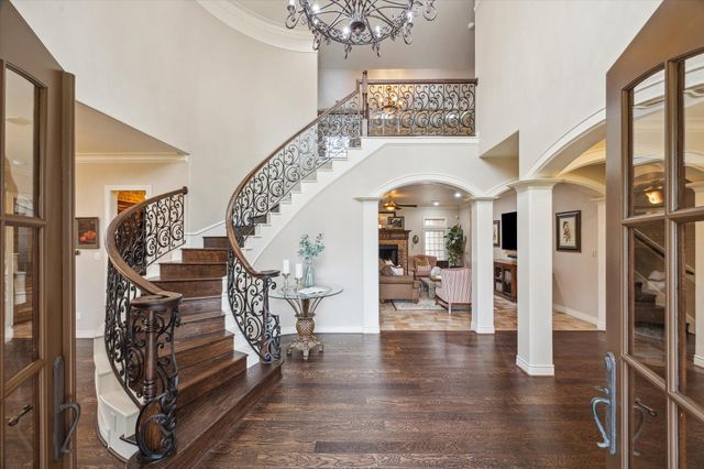 1002 Cowards Creek Court, Friendswood, TX 77546