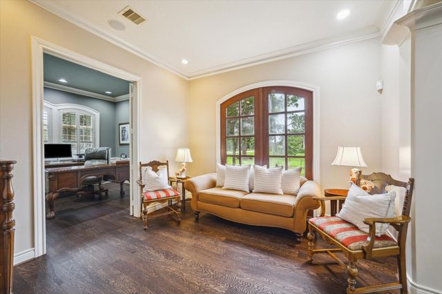 1002 Cowards Creek Court, Friendswood, TX 77546