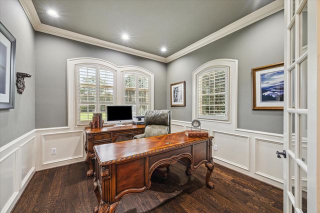 1002 Cowards Creek Court, Friendswood, TX 77546