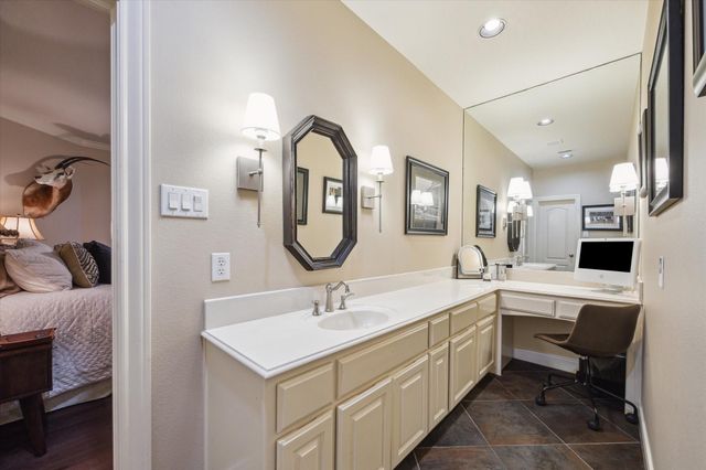 1002 Cowards Creek Court, Friendswood, TX 77546