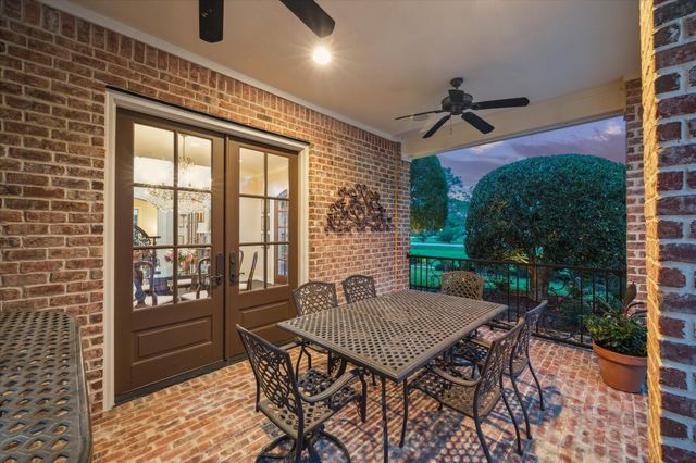 1002 Cowards Creek Court, Friendswood, TX 77546