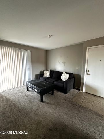 1810 E Blacklidge Dr Apt 308, Tucson, AZ 85719