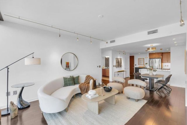 38 N Almaden Boulevard 1413, San Jose, CA 95110