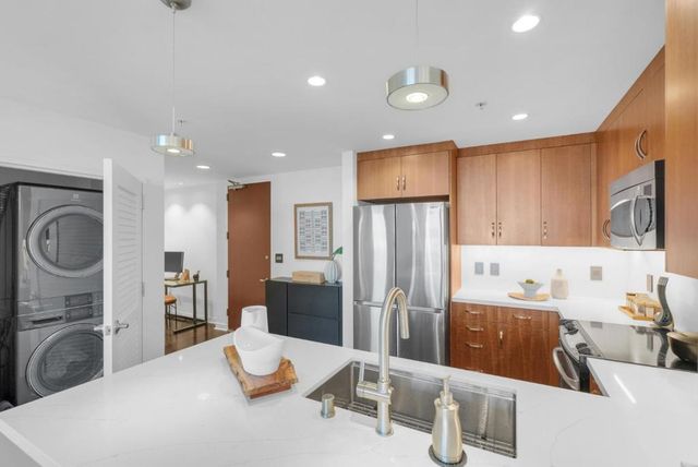 38 N Almaden Boulevard 1413, San Jose, CA 95110