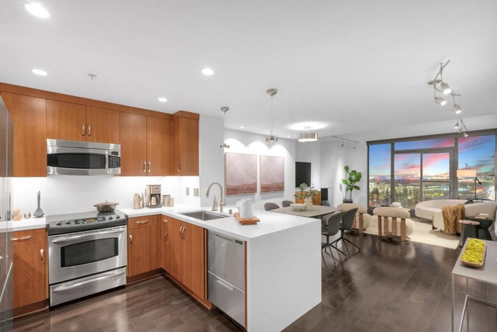 38 N Almaden Boulevard 1413, San Jose, CA 95110