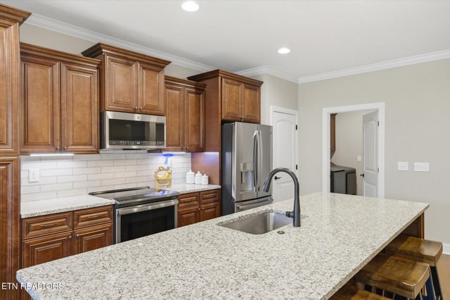 7122 Volunteer Ridge Lane, Knoxville, TN 37918