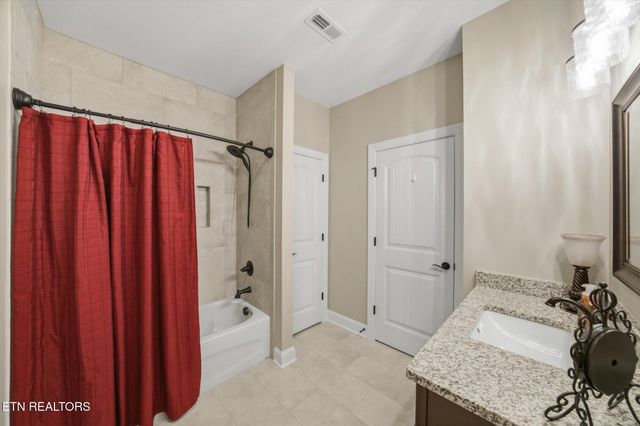 7122 Volunteer Ridge Lane, Knoxville, TN 37918