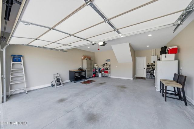 7122 Volunteer Ridge Lane, Knoxville, TN 37918