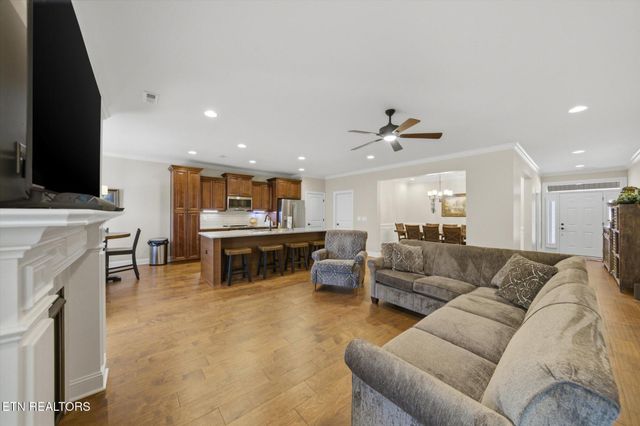 7122 Volunteer Ridge Lane, Knoxville, TN 37918