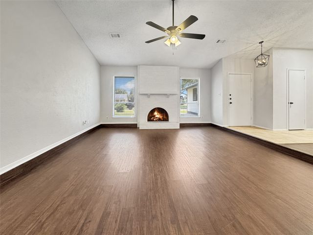 1801 Baylor Drive, Richardson, TX 75081