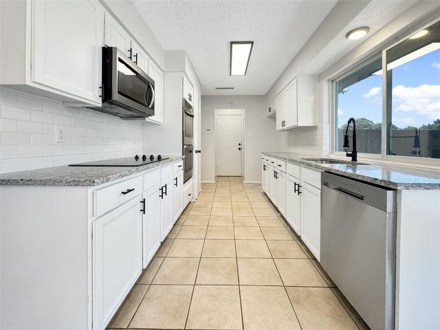 1801 Baylor Drive, Richardson, TX 75081