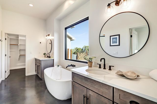 1 W Cielo Azul Court, Placitas, NM 87043