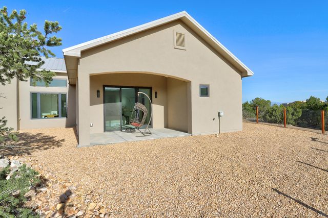 1 W Cielo Azul Court, Placitas, NM 87043