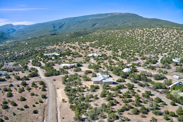 1 W Cielo Azul Court, Placitas, NM 87043