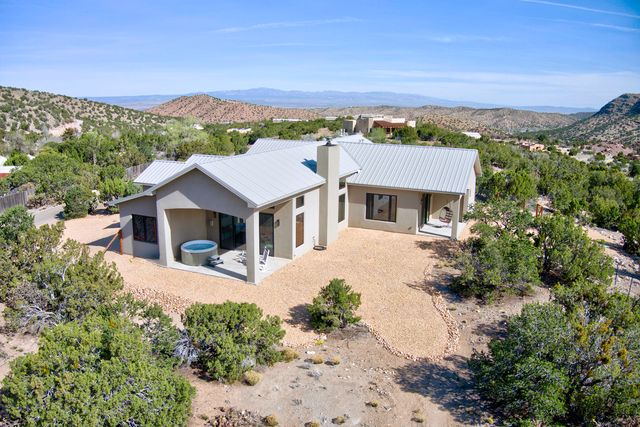 1 W Cielo Azul Court, Placitas, NM 87043