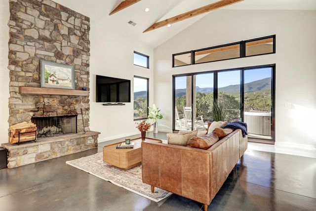 1 W Cielo Azul Court, Placitas, NM 87043