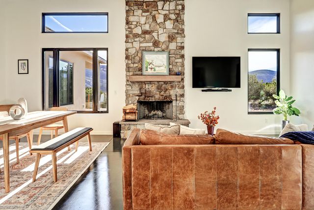 1 W Cielo Azul Court, Placitas, NM 87043